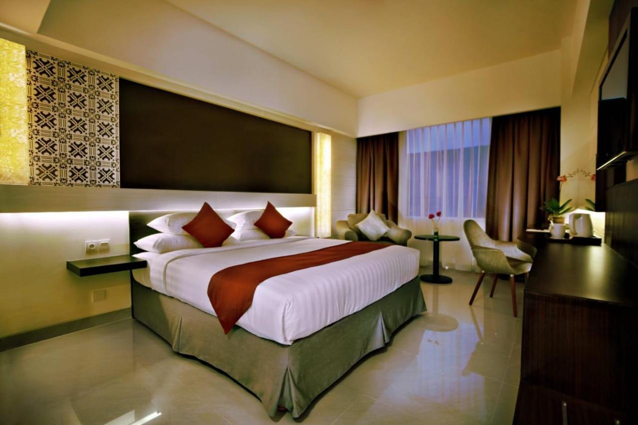 Atria Hotel Magelang Exterior foto