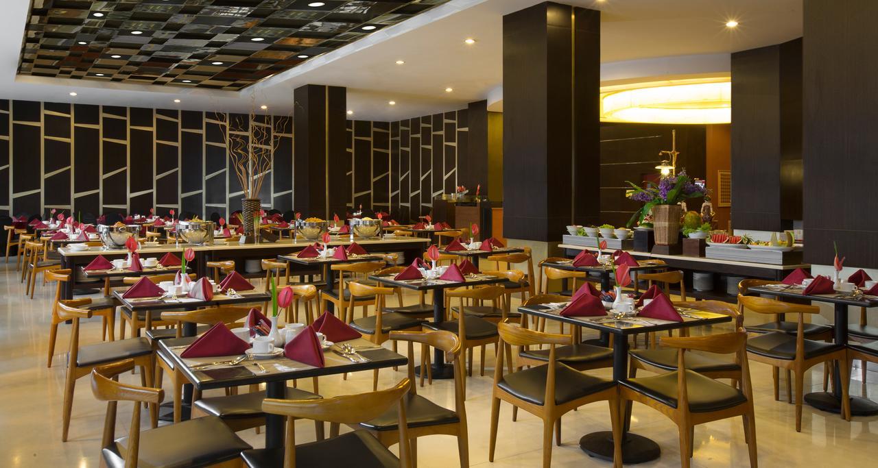 Atria Hotel Magelang Exterior foto